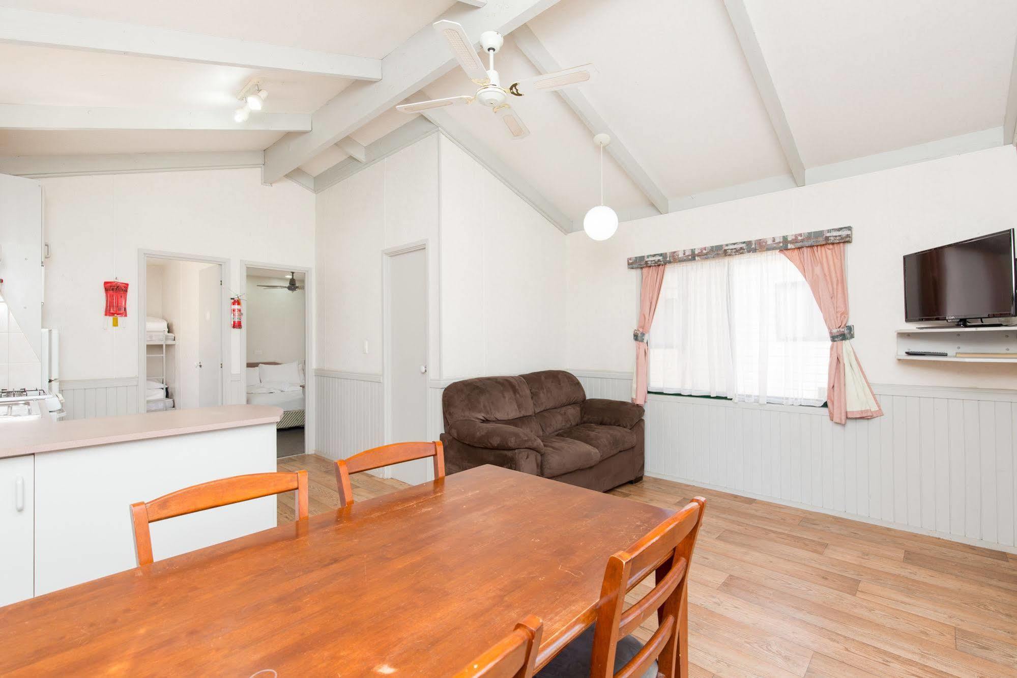 Nrma Mildura Riverside Holiday Park المظهر الخارجي الصورة